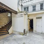 Pont Neuf & Jardin Du Luxembourg - Cityapartmentstay